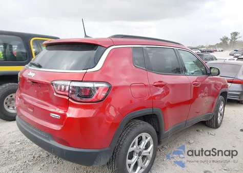 2025 Jeep Compass Latitude 4X4 z USA, uszkodzony, nr VIN 3C4NJDBN0ST595084